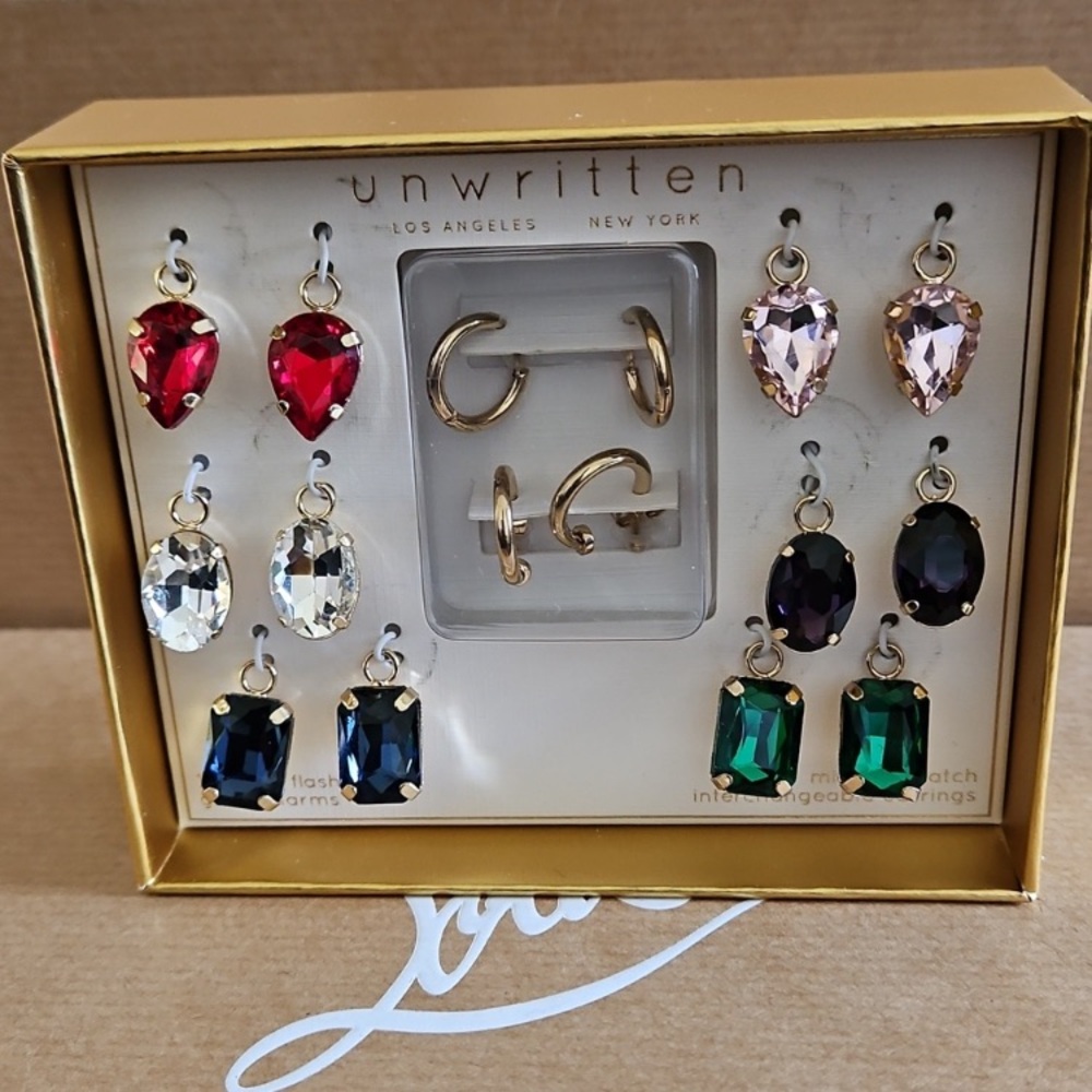 Unwritten Multicolor Earring Set